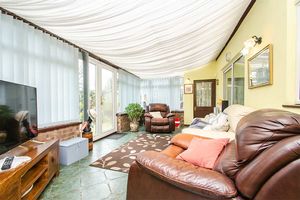 Photo 17- click for photo gallery